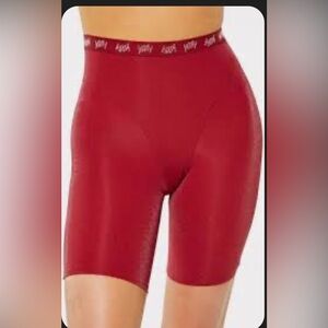 YITTY Women's Spotlight Shaping High Waist Short Size XL Shimmered Merlot